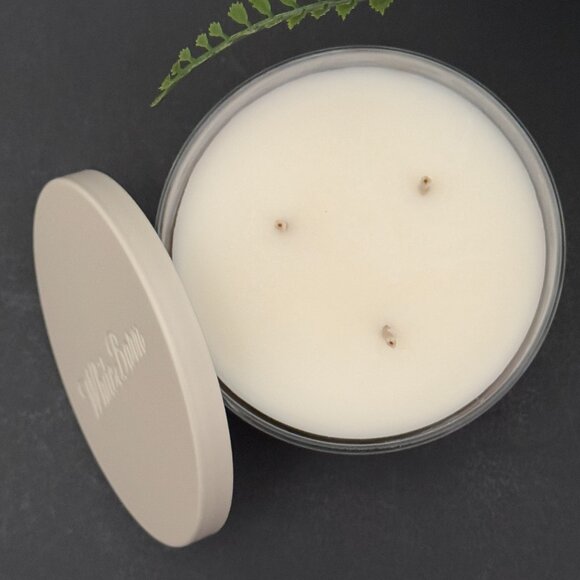 BBW Lavender Vanilla White Barn Bath & Body Works 3 Wick Candle - Picture 6 of 10